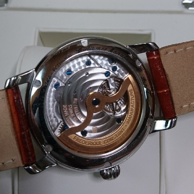 FREDERIQUE CONSTANT(フレデリックコンスタント)のフレデリックコンスタントワールドタイマーマニフェクチュール メンズの時計(腕時計(アナログ))の商品写真