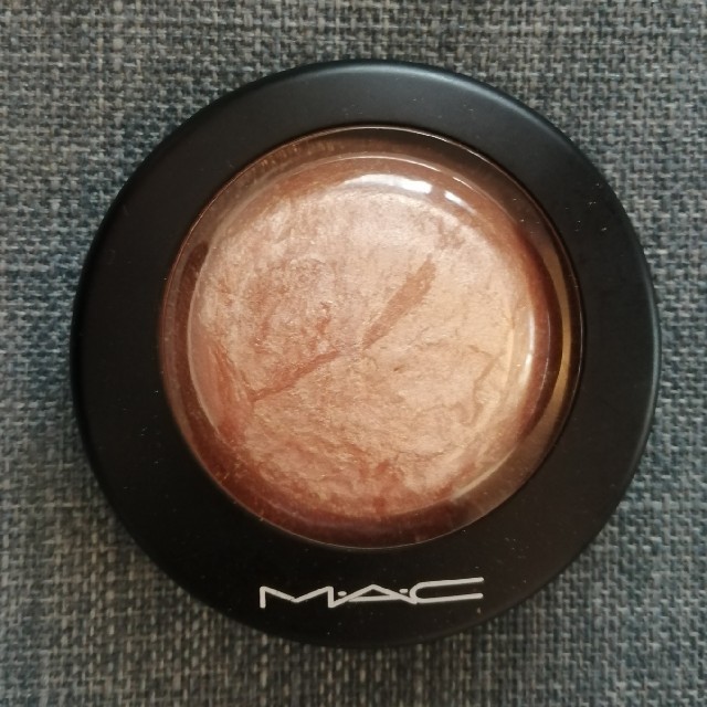 MAC(マック)のMACハイライト　ソフト&ジェントル コスメ/美容のベースメイク/化粧品(フェイスカラー)の商品写真