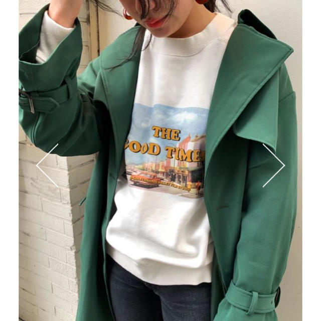 今季新作☆MOUSSY good timeプルオーバー☆シネマプリントスウェット