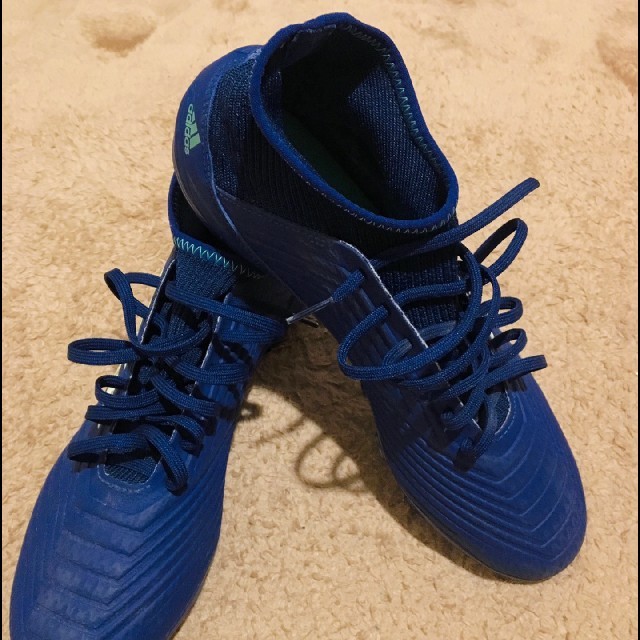 adidas(アディダス)のadidas プレデター 18.3 HG 27.5 サッカー スパイク  スポーツ/アウトドアのサッカー/フットサル(シューズ)の商品写真