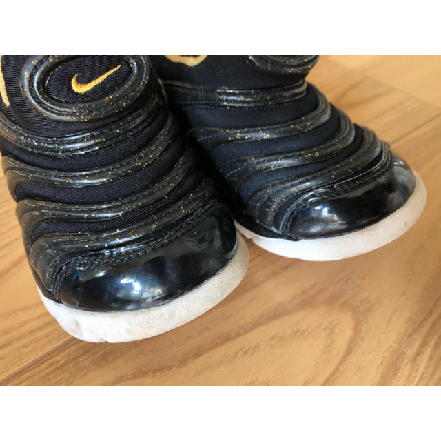 NIKE(ナイキ)のナイキ ダイナモフリー 13cm キッズ/ベビー/マタニティのベビー靴/シューズ(~14cm)(スニーカー)の商品写真