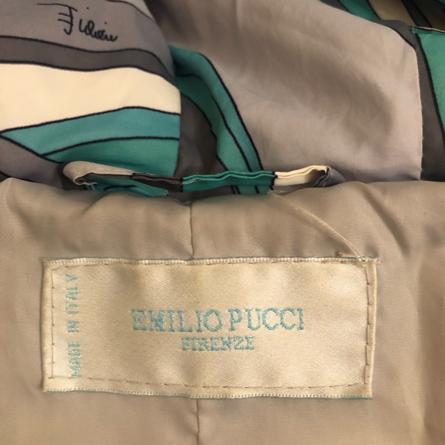 EMILIO PUCCI(エミリオプッチ)の最終値下‼️エミリオプッチ✨エメラルドグリーンダウン✨ レディースのジャケット/アウター(ダウンコート)の商品写真