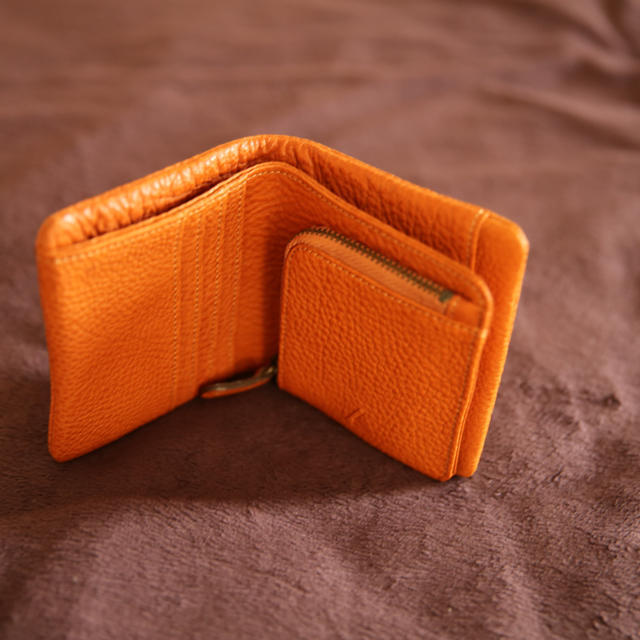 土屋鞄製造所 新品 土屋鞄 トーンオイルヌメ 二つ折り財布 廃番品 希少品の通販 By きょっきん ツチヤカバンセイゾウジョならラクマ