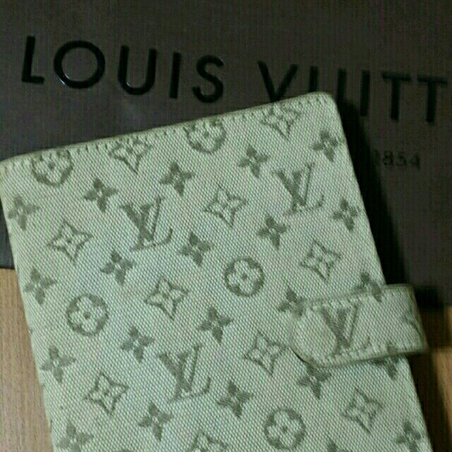 Louis Vuitton 手帳