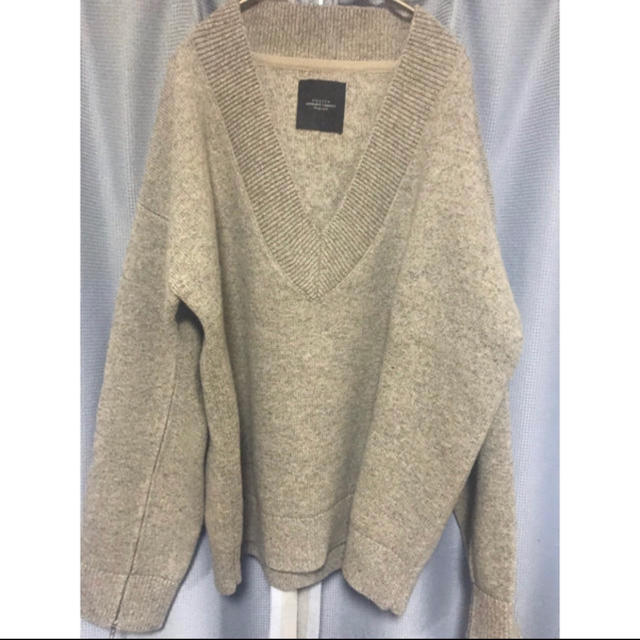 UNUSED(アンユーズド)のunused v neck knit メンズのトップス(ニット/セーター)の商品写真