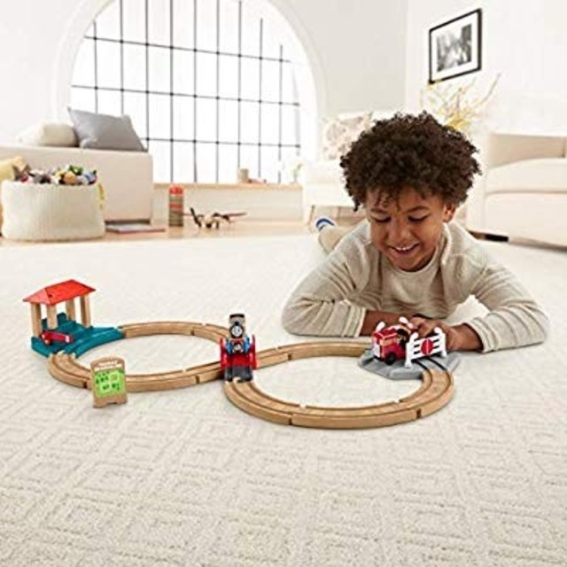 マテル(MATTEL)  トーマスとバーティーのレースセット 　木製　レール