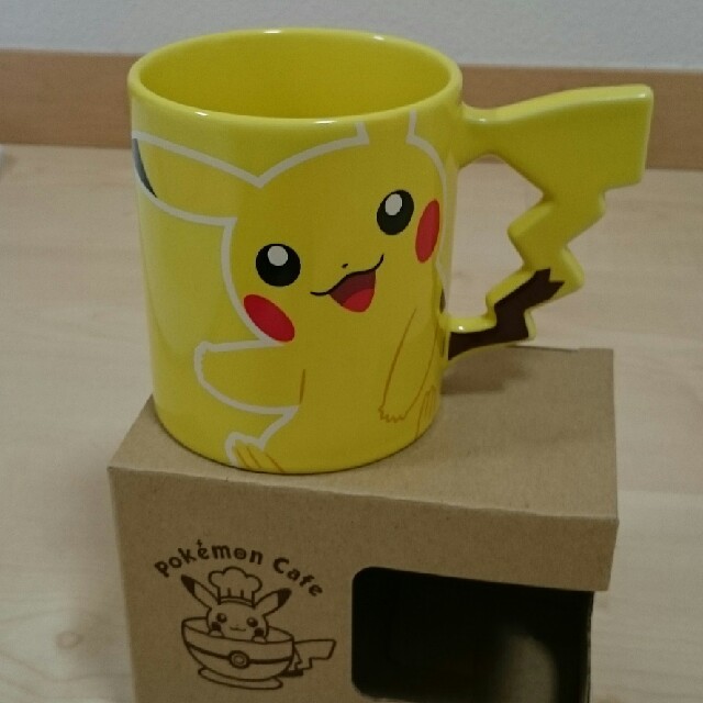 ポケモン ピカチュウ マグカップ ポケモンカフェの通販 By たぬぽん S Shop ポケモンならラクマ