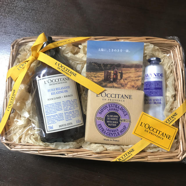 L'OCCITANE(ロクシタン)のkazu，s様専用！ロクシタン ボディケア ギフトセット コスメ/美容のボディケア(バスグッズ)の商品写真