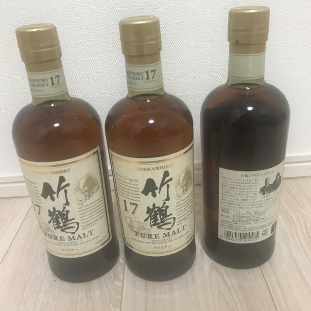 ニッカウヰスキー(ニッカウイスキー)の竹鶴 17年 700ml の3本セット 未開封 食品/飲料/酒の酒(ウイスキー)の商品写真