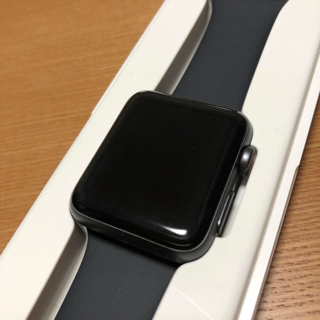 AppleWatch 3  42mm スペースグレー アルミ スポーツバンド黒