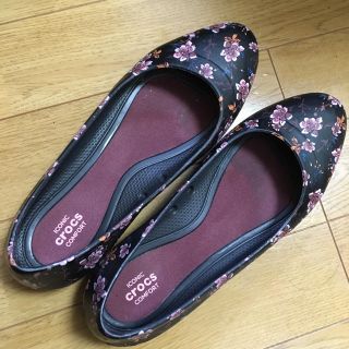 クロックス 花柄 ハイヒール パンプス レディース の通販 14点 Crocsのレディースを買うならラクマ