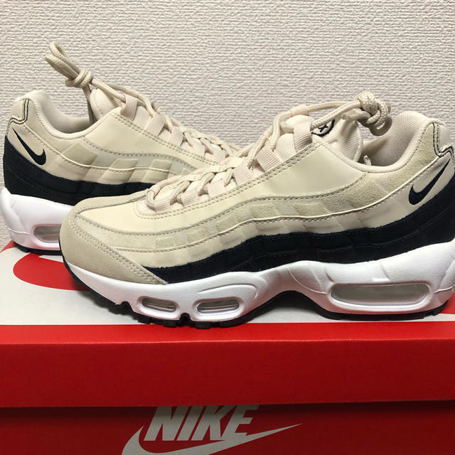 新品 NIKE エアマックス95 PRM クリーム ベージュ 23.5