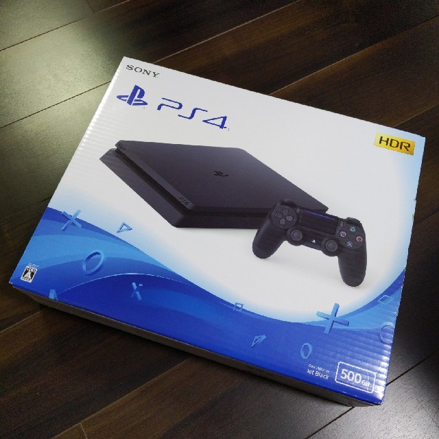 PlayStation4(プレイステーション4)のPlayStation4 　本体　保証あり　新品未使用 エンタメ/ホビーのゲームソフト/ゲーム機本体(家庭用ゲーム機本体)の商品写真