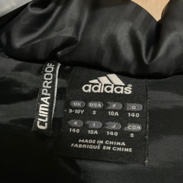 adidas(アディダス)のアディダス ベンチコート 140 キッズ/ベビー/マタニティのキッズ服男の子用(90cm~)(コート)の商品写真