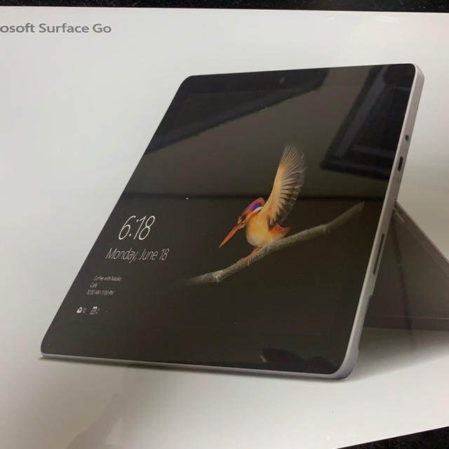 MHN-00017 Surface Go 新品未使用未開封品PC/タブレット