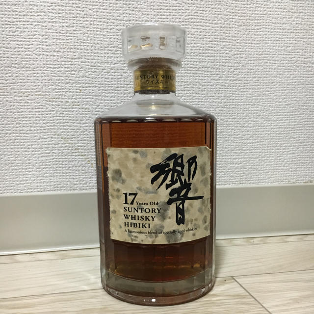 SUNTORY WHISKY HIBIKI 響 SUNTORY WHISKY HIBIKI 響