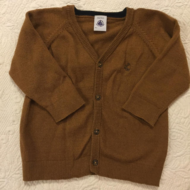 PETIT BATEAU(プチバトー)の美品 プチバトー PETIT BATEAU カーディガン 12m 74cm キッズ/ベビー/マタニティのベビー服(~85cm)(カーディガン/ボレロ)の商品写真