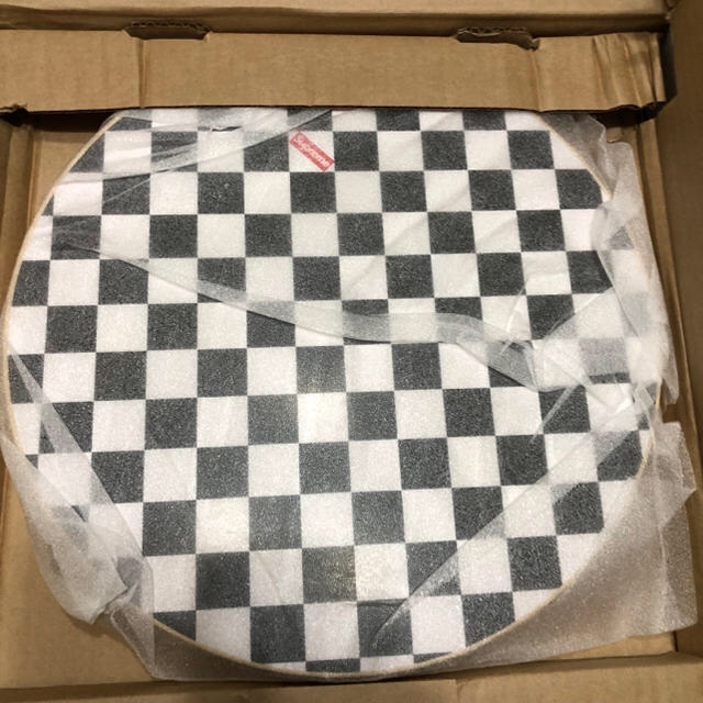 Supreme(シュプリーム)のsupreme Artek stool 60 checkerboard 17SS インテリア/住まい/日用品の椅子/チェア(スツール)の商品写真