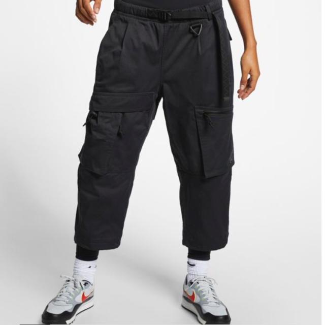 NIKE - NIKE ACG カーゴパンツ Mサイズの通販 by る's shop NIKE - NIKE ACG カーゴパンツ Mサイズの通販 by る's shop