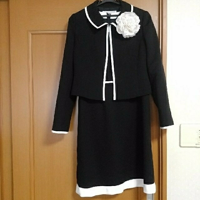 JUNKO SHIMADA(ジュンコシマダ)の ワンピーススーツ ジュンコシマダ 13号 レディースのフォーマル/ドレス(スーツ)の商品写真