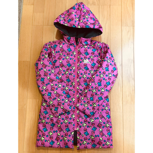 adidas(アディダス)のアディダス  ダウンコート 140 キッズ/ベビー/マタニティのキッズ服女の子用(90cm~)(コート)の商品写真