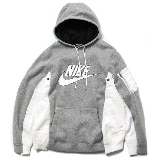 サカイ(sacai)の sacai　NIKE  Men's Hoodie
 size 3

灰　(パーカー)