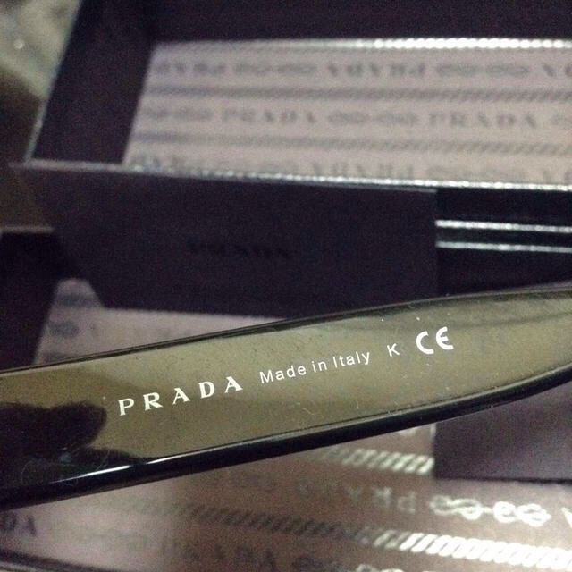 目玉セール お値下げ！ PRADA サングラス