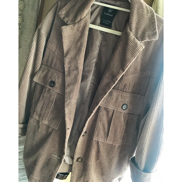 w closet(ダブルクローゼット)のコーデュロイ開襟 ビックブルゾン レディースのジャケット/アウター(ブルゾン)の商品写真