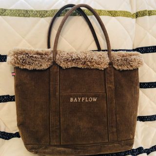 ベイフロー(BAYFLOW)のBAYFLOW シーズンロゴトートコーデュロイ×ファー Lサイズ(トートバッグ)