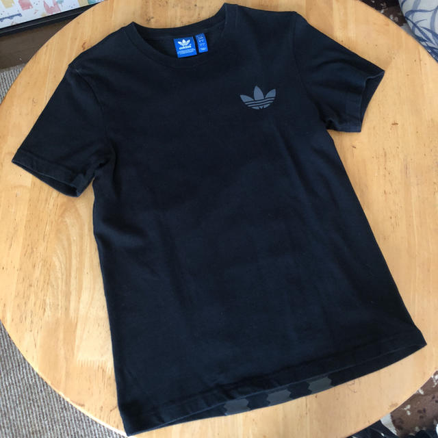 adidas(アディダス)のadidas originals☆Tシャツ メンズのトップス(Tシャツ/カットソー(半袖/袖なし))の商品写真