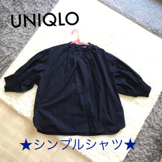 ユニクロ(UNIQLO)のめかぶ様専用！【新品】UNIQLO トップス シャツ(シャツ/ブラウス(長袖/七分))
