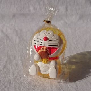 「非売品」ドラえもん どら焼き大好き 貯金箱 イエロー(キャラクターグッズ)