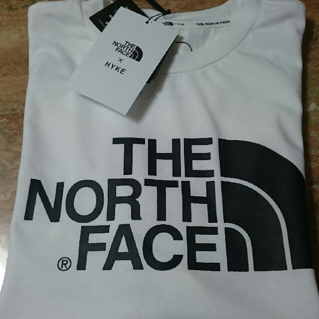 HYKE(ハイク)の新品 HYKE × THE NORTH FACE Tec Big Tee 白M メンズのトップス(Tシャツ/カットソー(半袖/袖なし))の商品写真