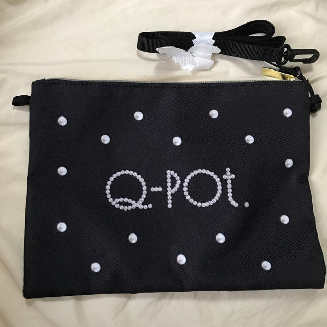 Q-pot.(キューポット)のQ-pot ムック本  付録 レディースのバッグ(ショルダーバッグ)の商品写真