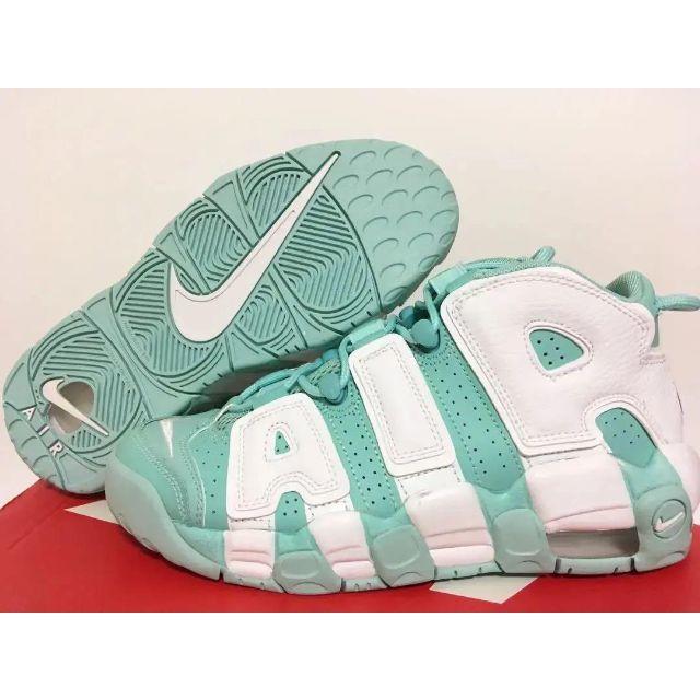 NIKE(ナイキ)の  23.5 NIKE AIR MORE UPTEMPO エメラルド レディースの靴/シューズ(スニーカー)の商品写真