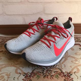 ナイキ(NIKE)の（わんにゃんさん専用）ナイキNIKE ズームフライ  フライニット 26.5cm(シューズ)