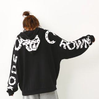 人気完売✩RODEO CROWNS✩RCWB✩バックビックロゴパーカー