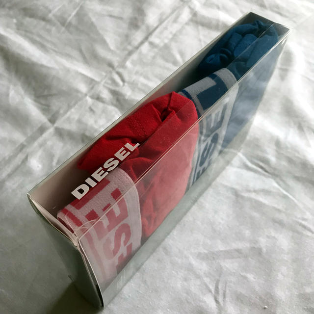 DIESEL(ディーゼル)のDiesel ボクサーパンツ2パック Red / Blue XS メンズのアンダーウェア(ボクサーパンツ)の商品写真