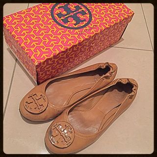 トリーバーチ(Tory Burch)のTory Burch パテントベージュ(ハイヒール/パンプス)