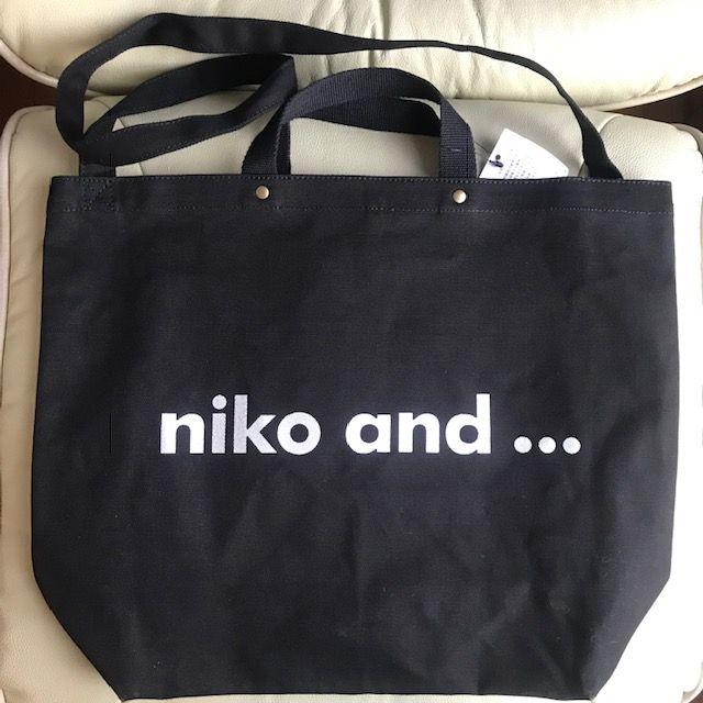 niko and...(ニコアンド)の■”niko and…”オリジナルニコロゴ黒トートバッグ2WAY■綿100%★ レディースのバッグ(トートバッグ)の商品写真
