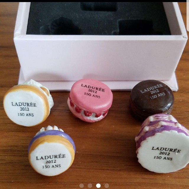 LADUREE(ラデュレ)のラデュレ　フェーブ　2012 エンタメ/ホビーの美術品/アンティーク(陶芸)の商品写真