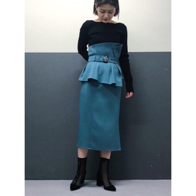 【新品タグ付き】スナイデル ハイウェストポンチタイトスカート
