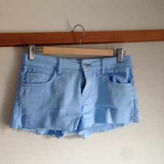 フォーエバートゥエンティーワン(FOREVER 21)のデニムショーパン(ショートパンツ)