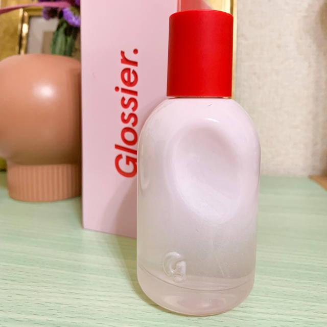 Glossier グロッシアー 日本未発売 glossier コスメ/美容の香水(香水(女性用))の商品写真