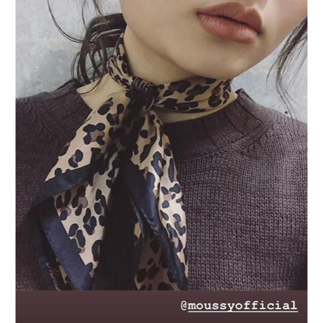 moussy(マウジー)の今季新作☆MOUSSYレオパードスカーフ☆新品☆sly .azul好きな方にも♡ レディースのファッション小物(バンダナ/スカーフ)の商品写真
