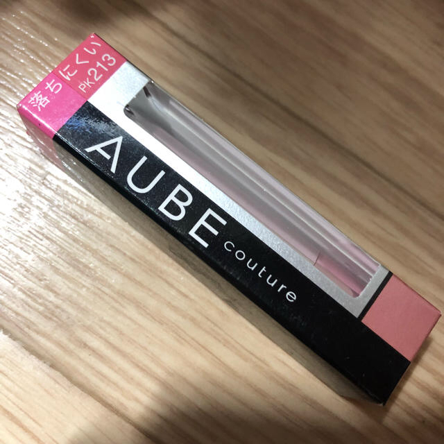 AUBE couture(オーブクチュール)のルージュ コスメ/美容のベースメイク/化粧品(口紅)の商品写真