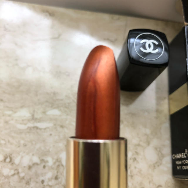 CHANEL(シャネル)の【CHANEL】ROUGE A LEVRES 新品シャネル口紅 コスメ/美容のベースメイク/化粧品(口紅)の商品写真