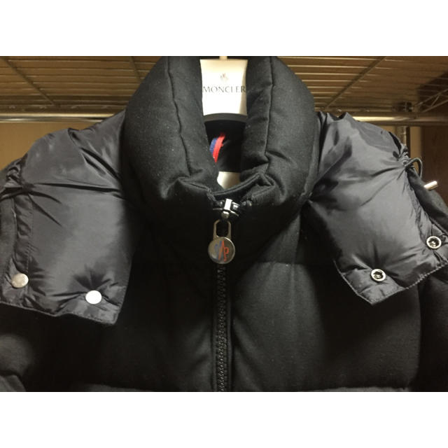 MONCLER(モンクレール)のアンジー様 専用 モンクレール  モンジュネーブル BLACK メンズのジャケット/アウター(ダウンジャケット)の商品写真