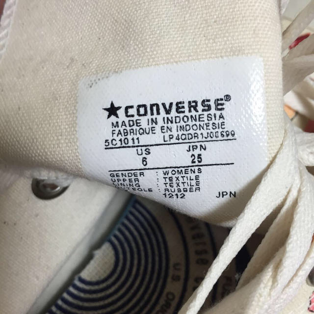 CONVERSE(コンバース)のCONVERSE ハイカット リップ柄 レディースの靴/シューズ(スニーカー)の商品写真