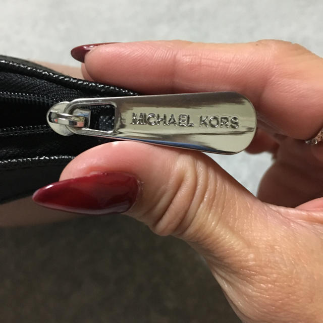 Michael Kors(マイケルコース)のMICHAEL KORS レディースのファッション小物(ポーチ)の商品写真